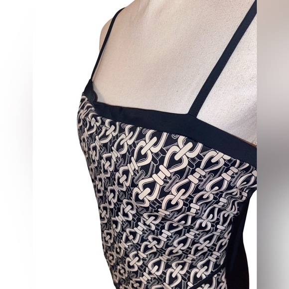 Ladies 1 PC Swimsuit W/Bandeau Neckline & Asymmetrical Bodice Hem BLK/WHT SZ 14 - Picture 3 of 9